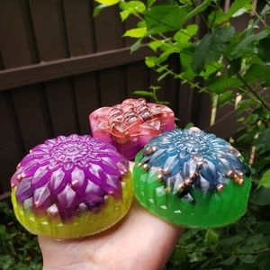 Orgone flower they glow under black light !